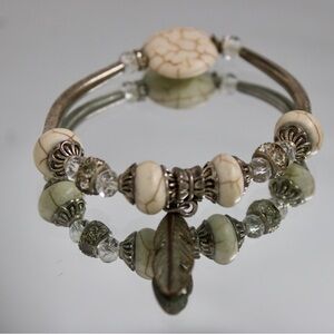 Elegant Silver and Cream Beaded Bracelet